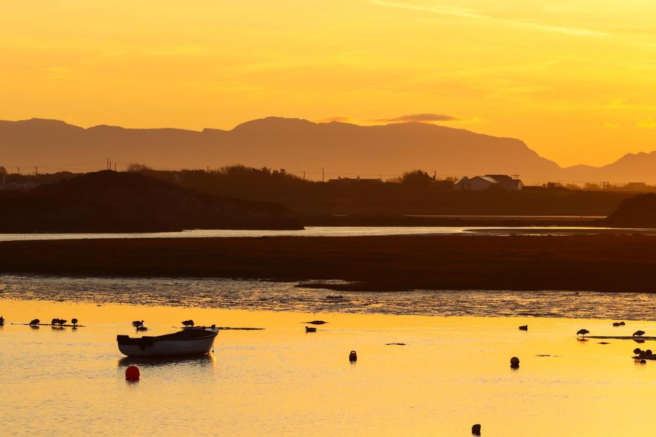 Caban Cariad Holyhead Zewnętrze zdjęcie